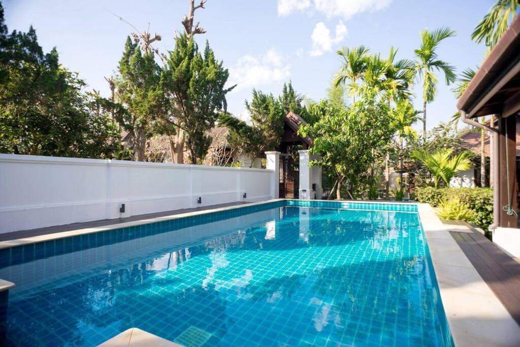 Sclass Villa & Swimming Pool , 10 Min From Airport Chiang Mai Luaran gambar